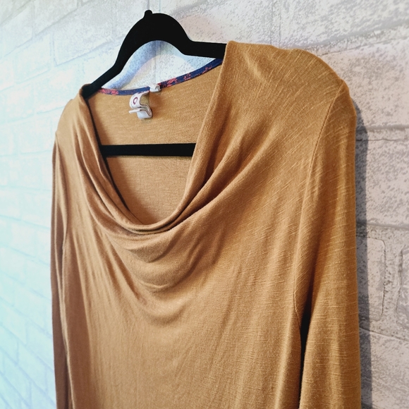 Anthropologie Dolan Long Sleeve Tee - Picture 3 of 9